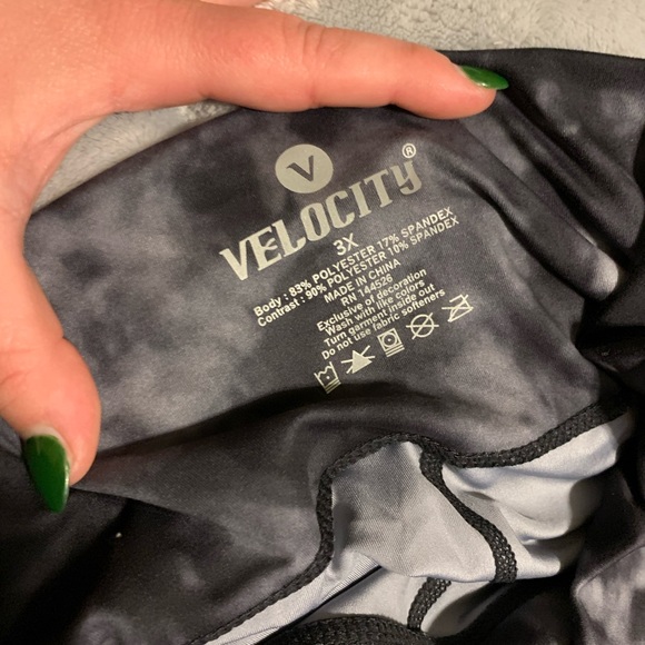 Velocity Leggings - Picture 5 of 7